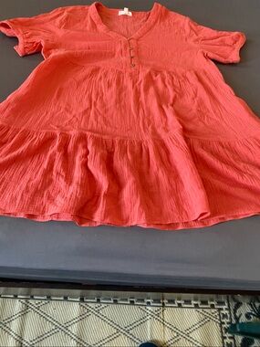 Woman Red Gauze Tiered Dress with Button Detail